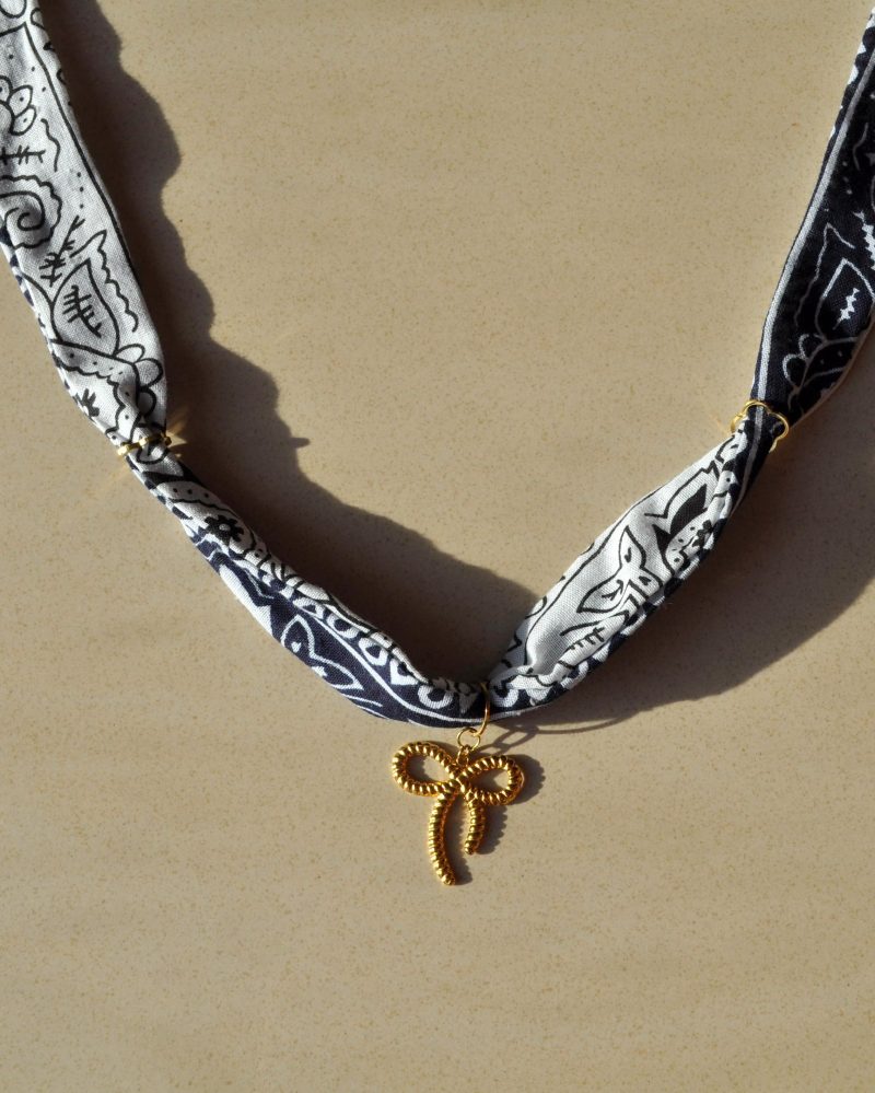 Naszyjnik 𝗕𝗼𝗵𝗼 & 𝗚𝗹𝗼𝘄 01