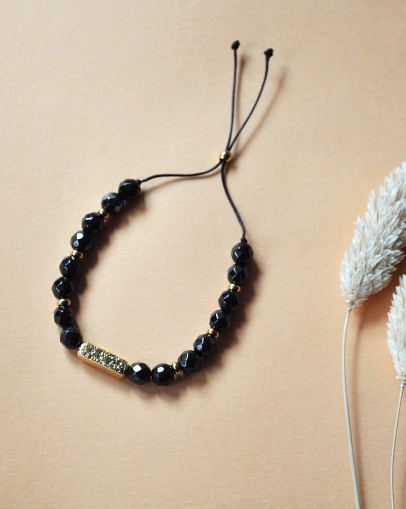 Bransoletka 𝗔𝘂𝘁𝘂𝗺𝗻 𝗴𝗹𝗼𝘄 02