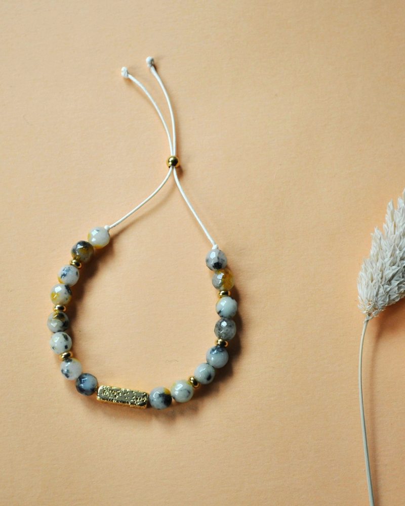 Bransoletka 𝗔𝘂𝘁𝘂𝗺𝗻 𝗴𝗹𝗼𝘄 01